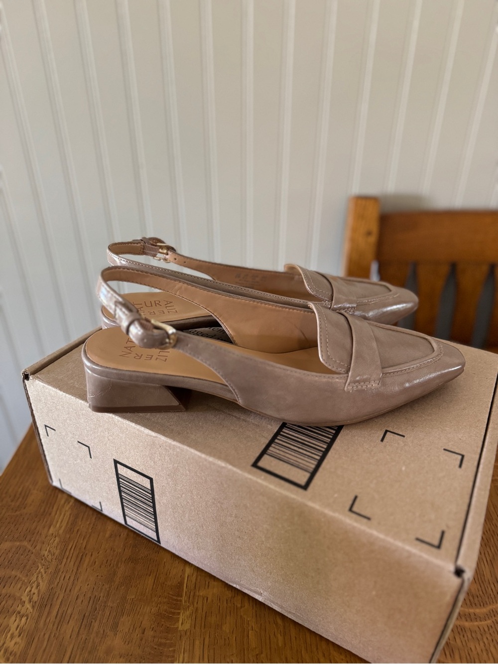 Naturalizer Garner Slingback Loafers Women’s Size 9 NIB